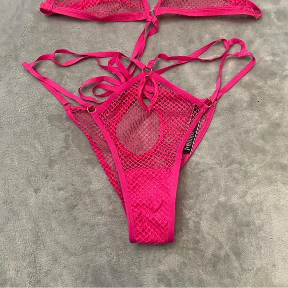 New! Victoria’s Secret Fishnet Mesh Unlined Strappy Teddy 4379 - Picture 6 of 9